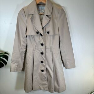 H&M Beige Trench Coat with Black Buttons